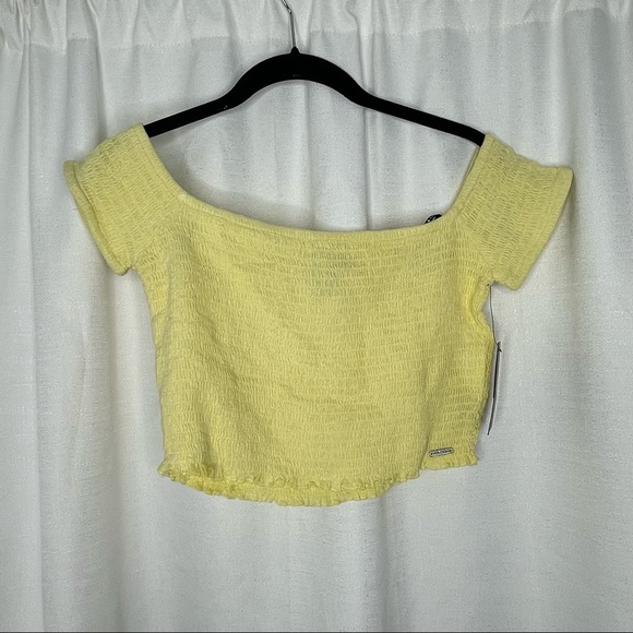 Volcom Tops - NWT Volcom Yellow Sinched Crop Top